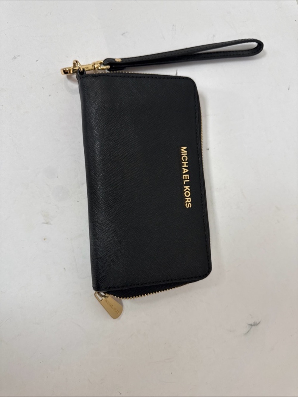 Michael Kors Jet Set Black Wristlet Wallet Zip Around Phone Holder Gold